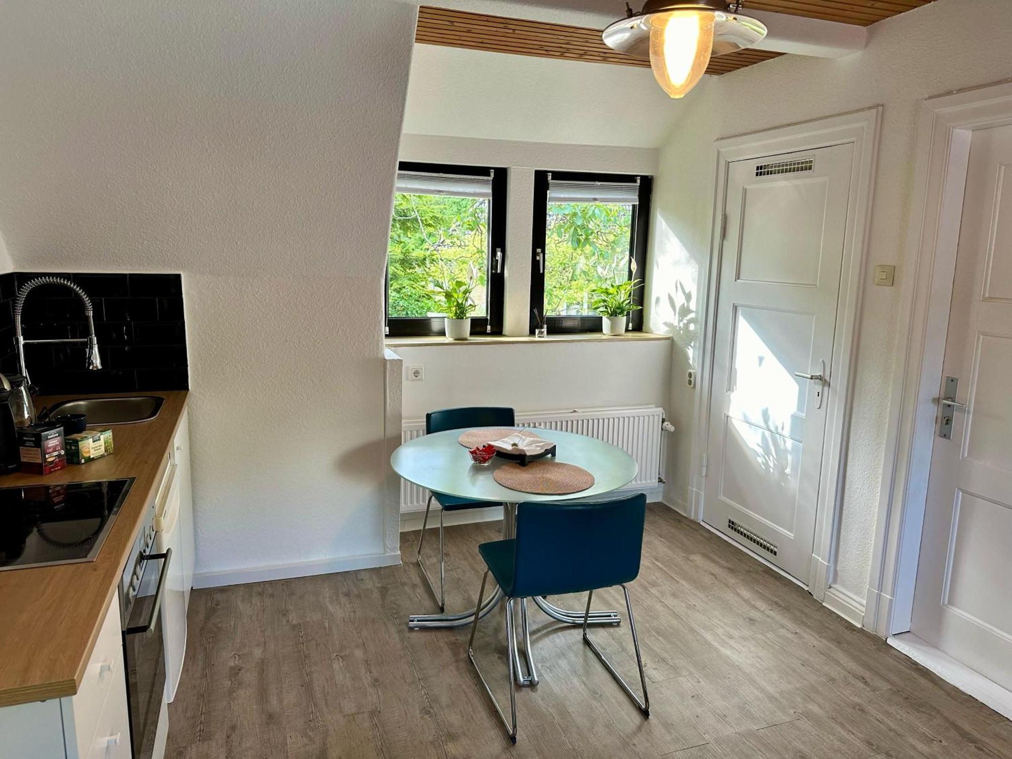Idyllisches Zentrales Appartment - 24 H Check Inn Flensburgo Esterno foto
